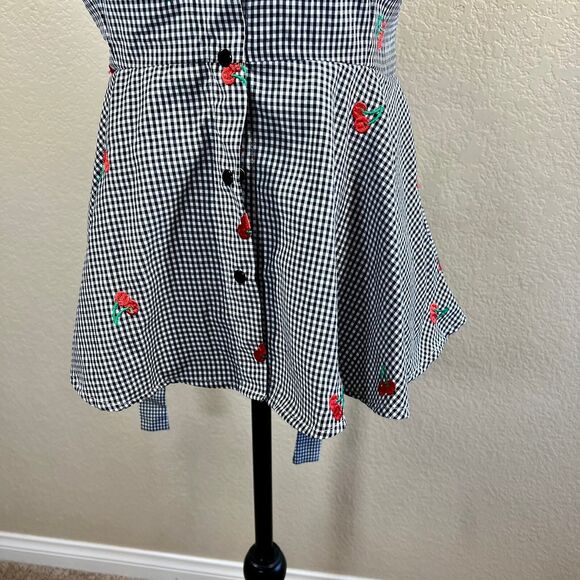 Hemet Gingham and Cherries Peplum Top size S pin up doll barbie Grease pink lady - Picture 9 of 16